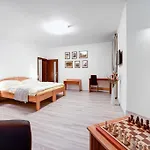 Kralovska Cesta 3* Brünn
