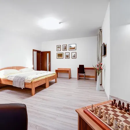 Královská Cesta 3* Brno