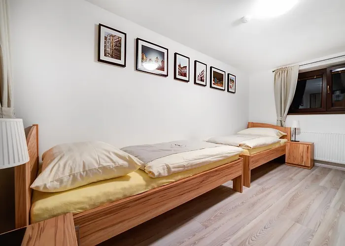 Kralovska Cesta Gasthuis 3*