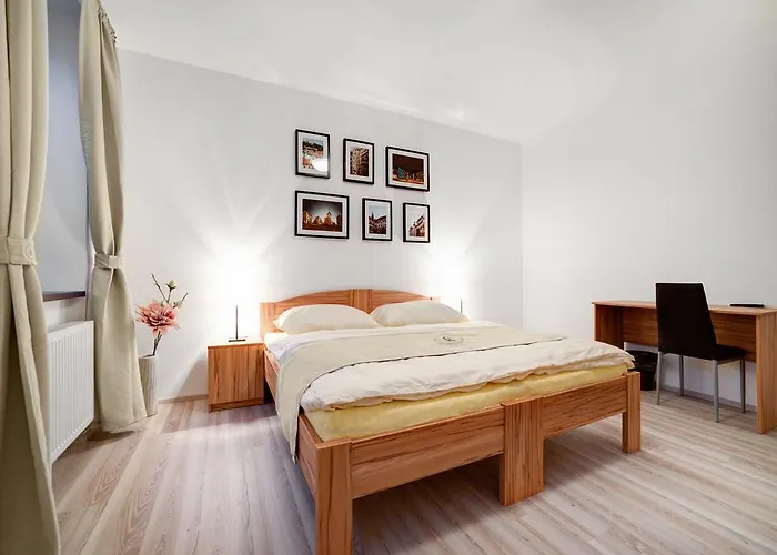 Kralovska Cesta Gasthuis 3*