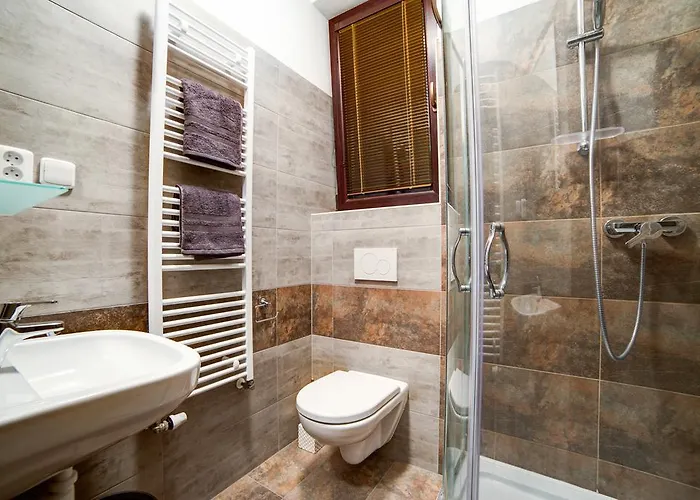 Kralovska Cesta Gasthuis 3*