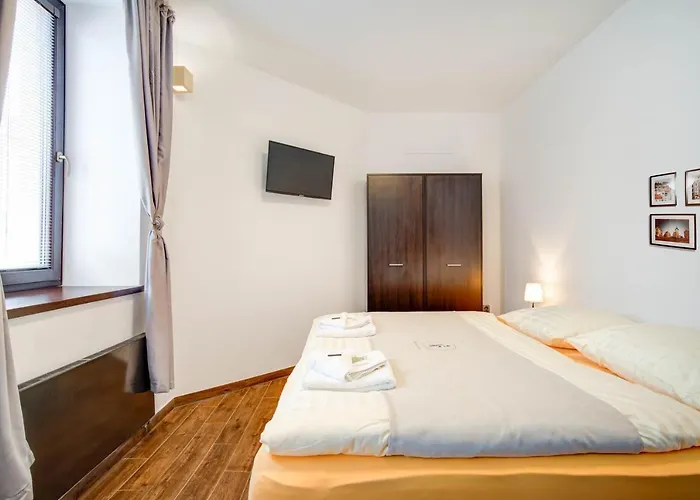 Kralovska Cesta Gasthuis Brno