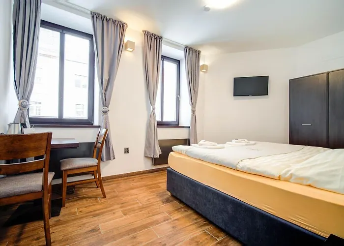 Kralovska Cesta 3* Brno